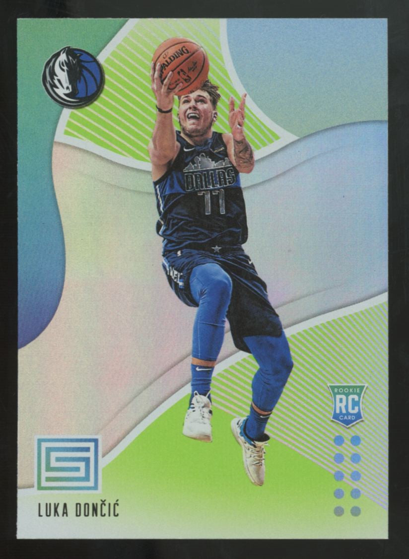 2018-19 Panini Status Luka Doncic RC Green #122