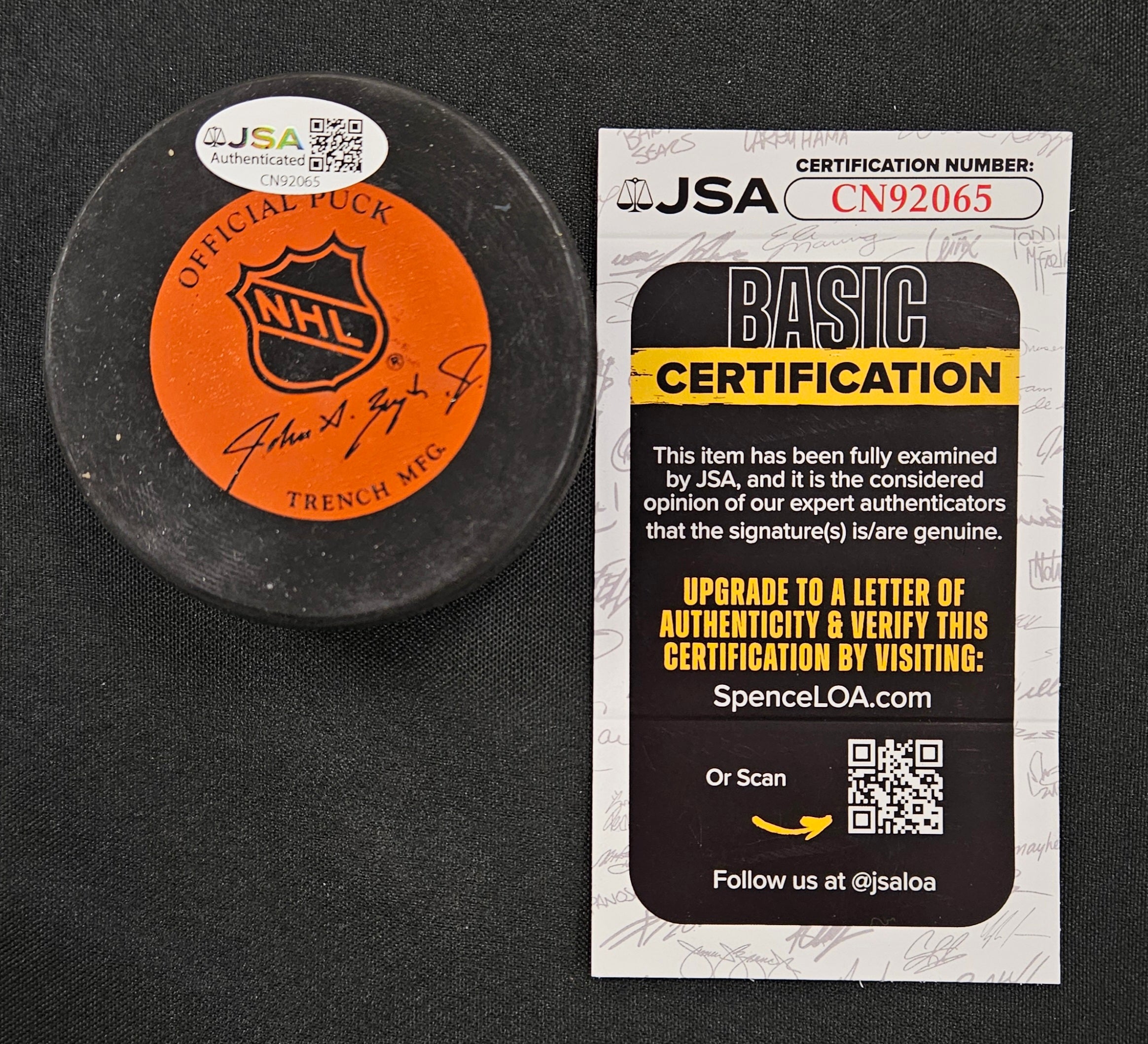 Sergei Fedorov Signed Autographed NHL Puck JSA Authentic