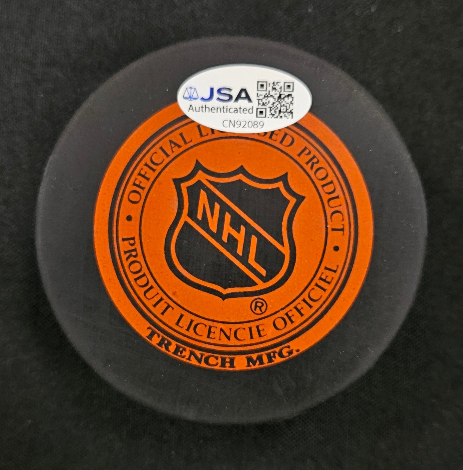 Gordie Howe Signed Autographed NHL Puck JSA Authentic *990