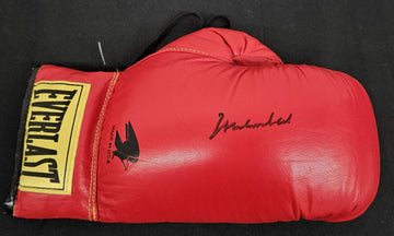 Muhammad Ali Signed Autographed Everlast Boxing Glove JSA Authentic *767