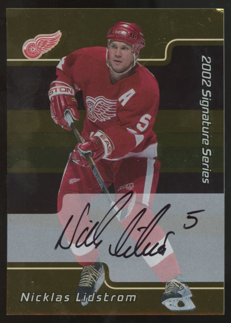 2001-02 In The Game Signature Series Nicklas Lidstrom Gold Auto #156 *Read*