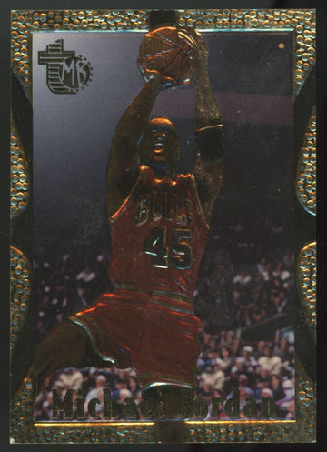 1994-95 Topps Embossed Michael Jordan Golden Idols #121