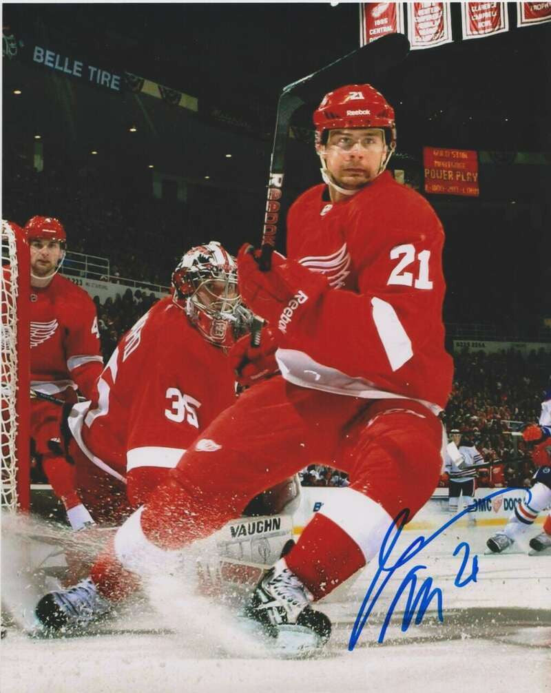 Tomas Tatar Detroit Red Wings NHL 8x10" Autographed Photo - ICE