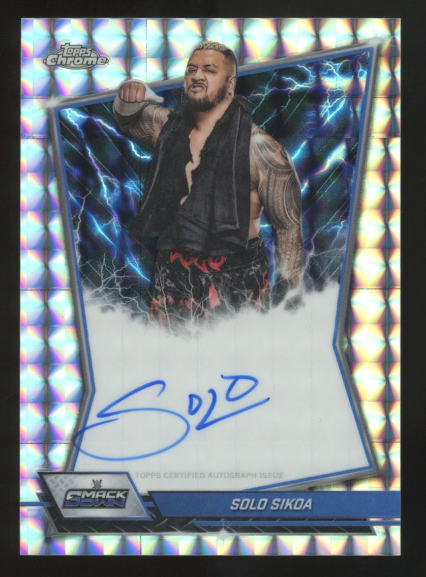 2026 Topps Chrome WWE Solo Sikoa Geometric Refractor Blue Brand Auto #BBA-SOL