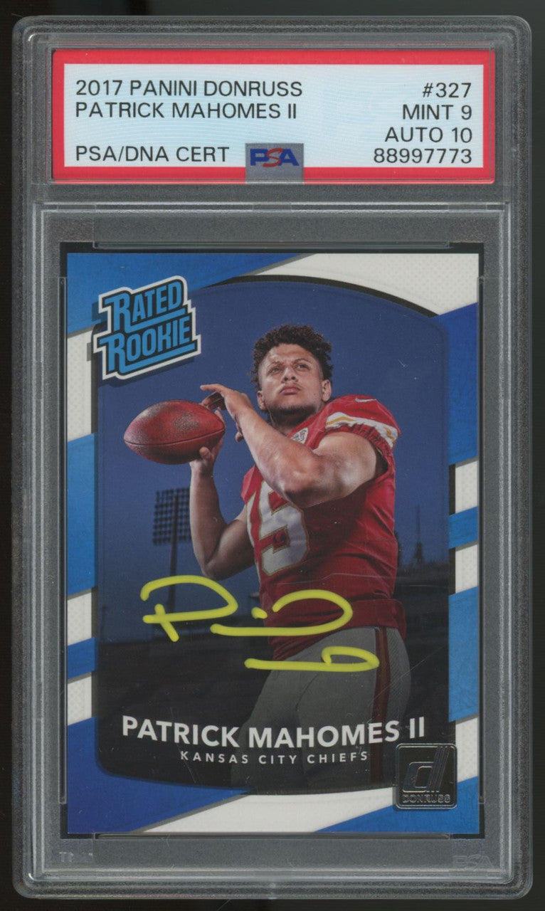 2017 Donruss Patrick Mahomes RC Rated Rookie Auto #327 PSA 9 Auto 10 *7773