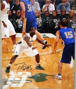 Travis Walton Michigan State Spartans Autographed 8X10 Photo