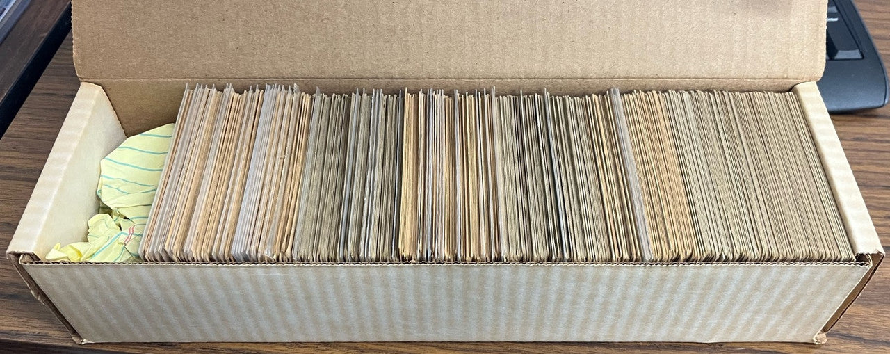 1960 Topps Baseball Near Complete Set 563/572 Low to Mid Grade