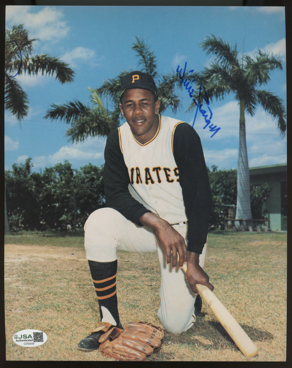 Willie Stargell Signed Autographed 8x10 Photo JSA *550