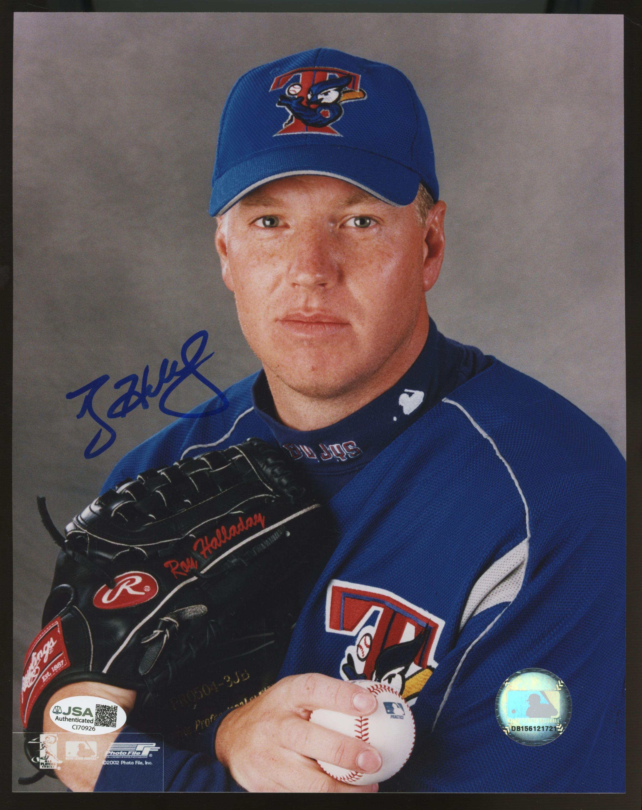 Roy Halladay Signed Autographed 8x10 Photo JSA