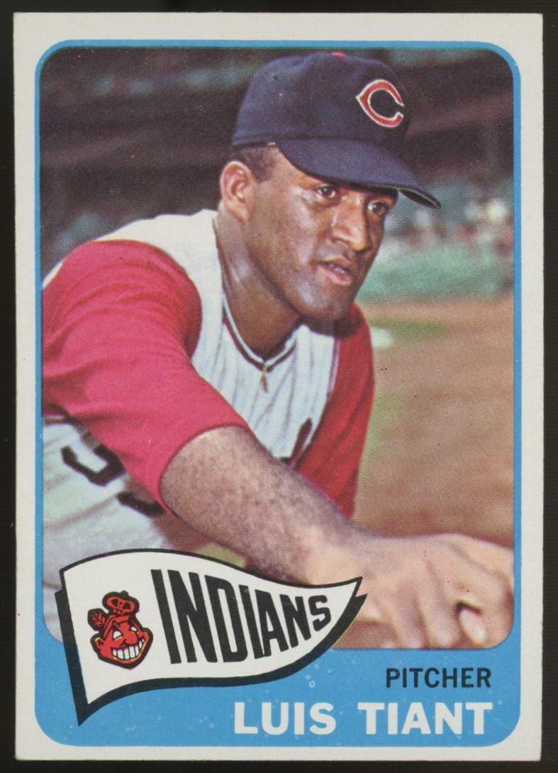 1965 Topps Luis Tiant RC #145 EX+