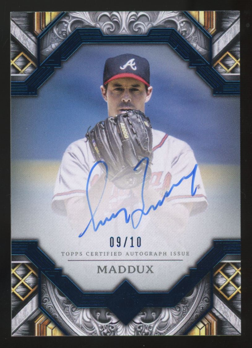 2025 Topps Transcendent Greg Maddux Blue Auto /15 #TAC-GM