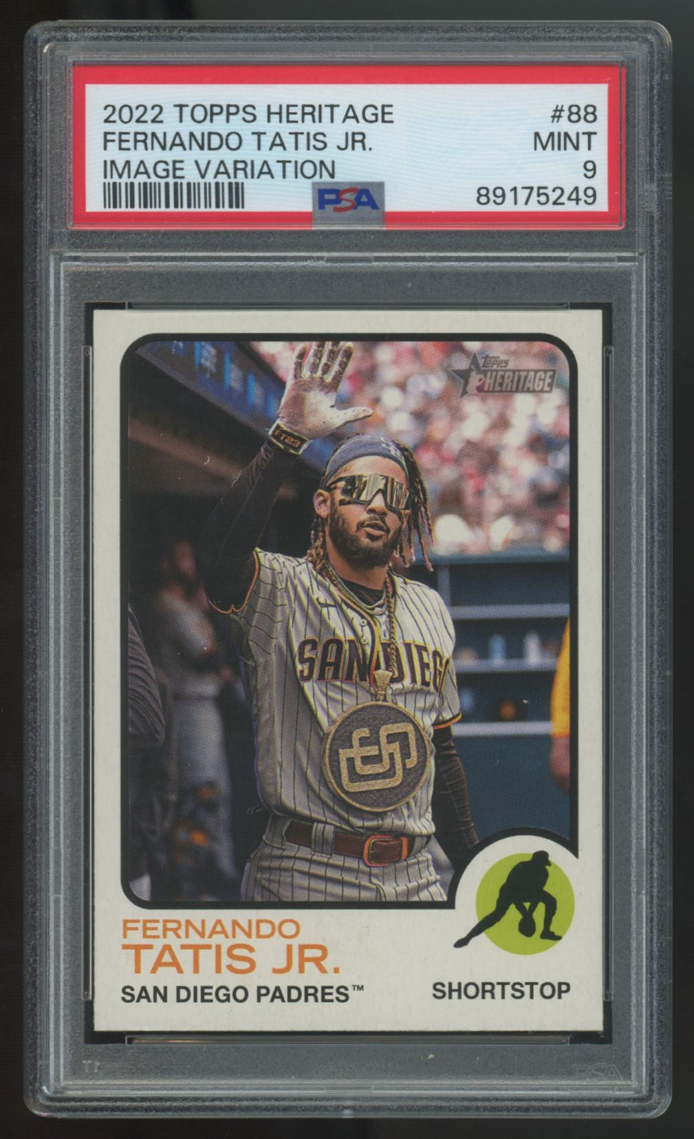 2022 Topps Heritage Fernando Tatis Jr. Image Variation #88 PSA 9