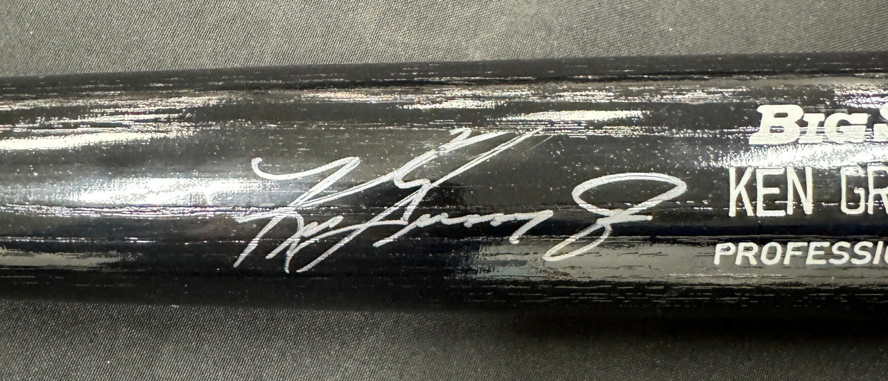Ken Griffey Jr. Signed Autographed Rawlings Baseball Bat JSA LOA *586