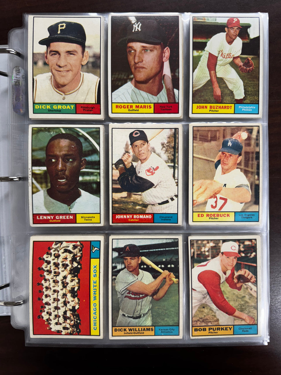 1961 Topps Baseball Near Complete Set 549/587 w/ Graded Overall VG-VG/EX