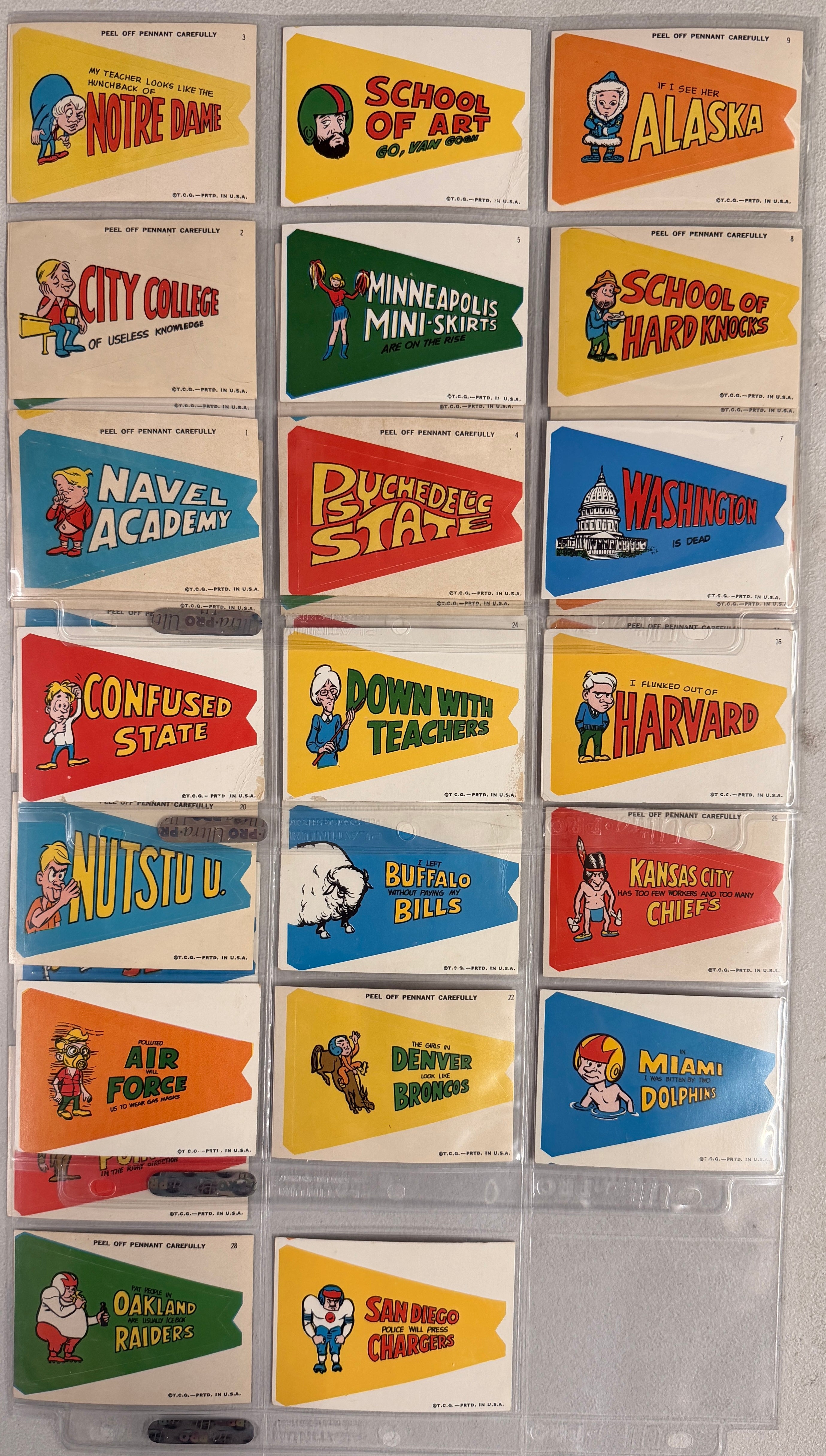 1967 Topps Football Pennant Sticker Set (31) EX Overall