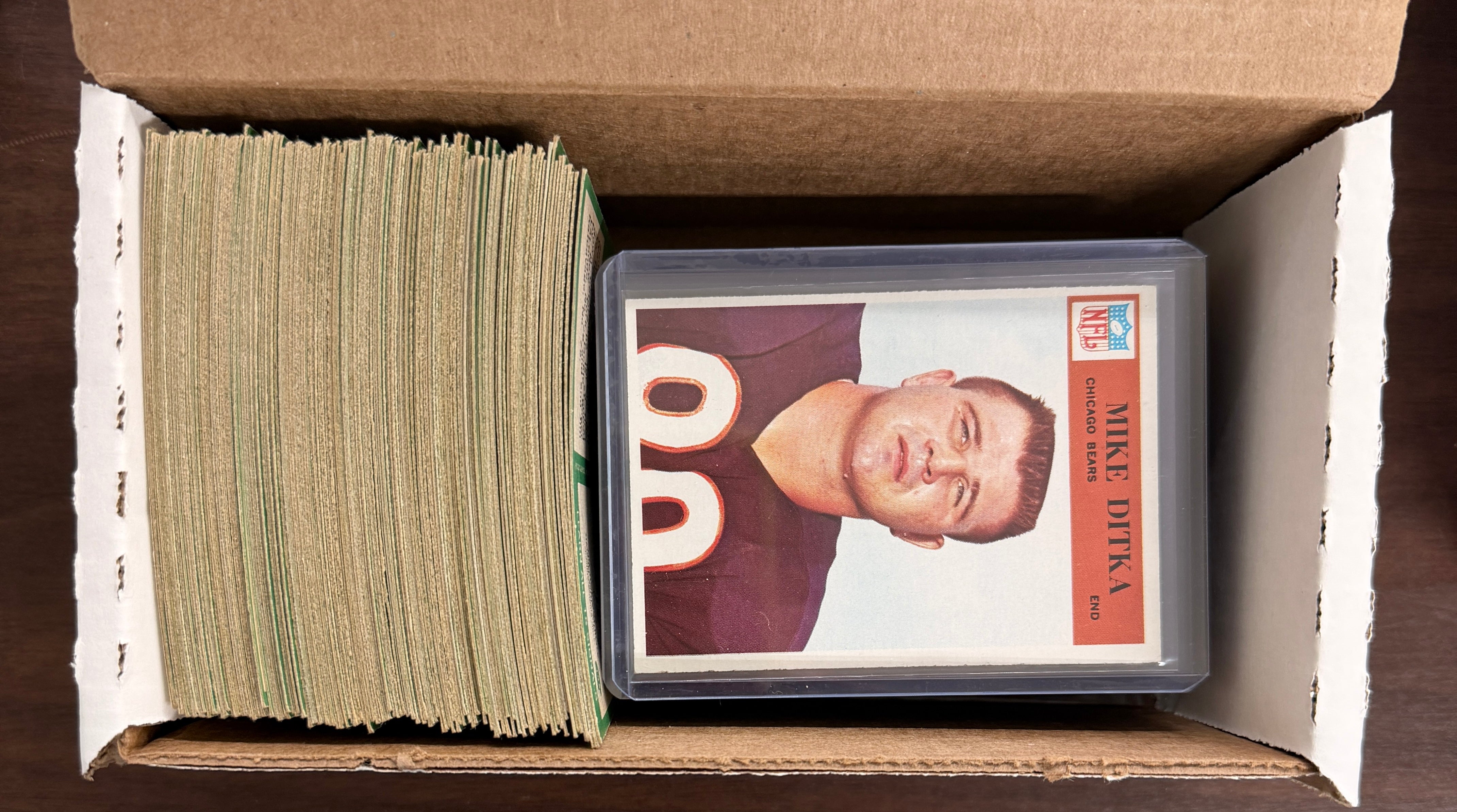 1966 Philadelphia Football Near Complete Set (192/198) EX-NM