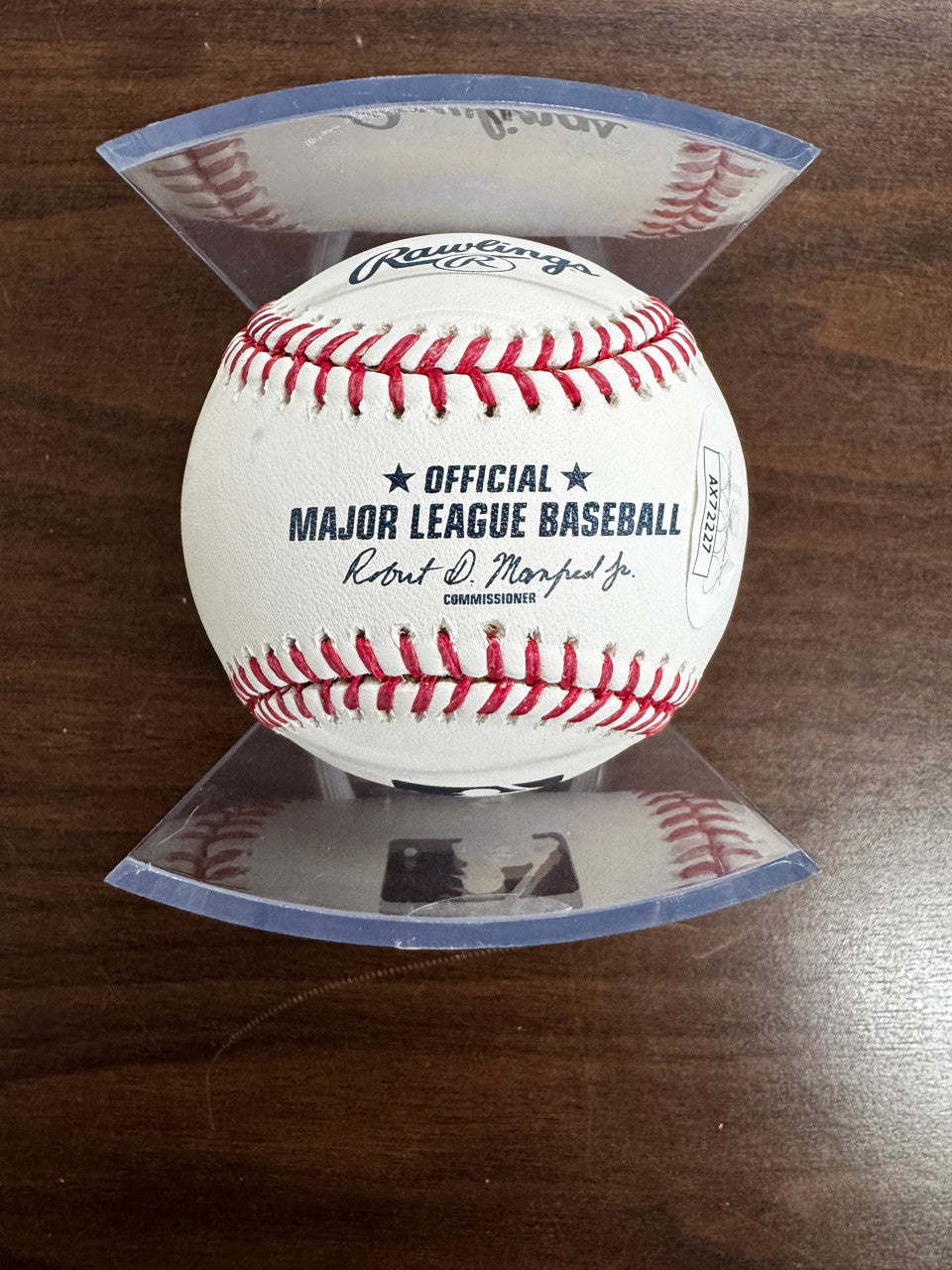 Omar Vizquel Signed Autographed Rawlings OML Baseball JSA