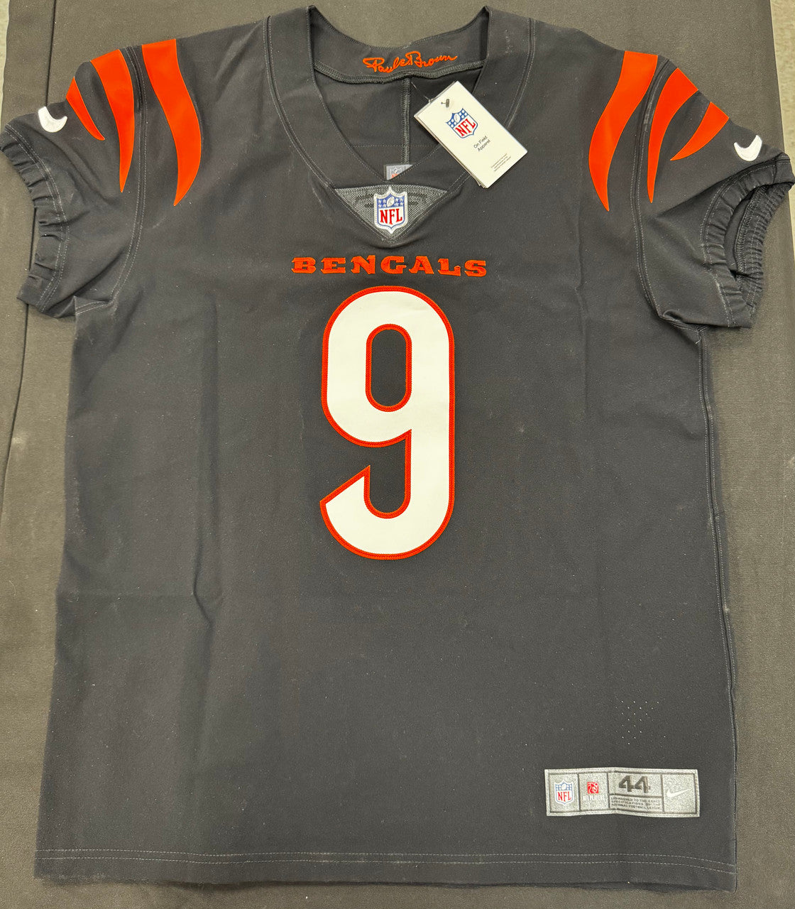 Joe Burrow Signed Autographed Nike NFL Black Jersey Size 44 Fanatics