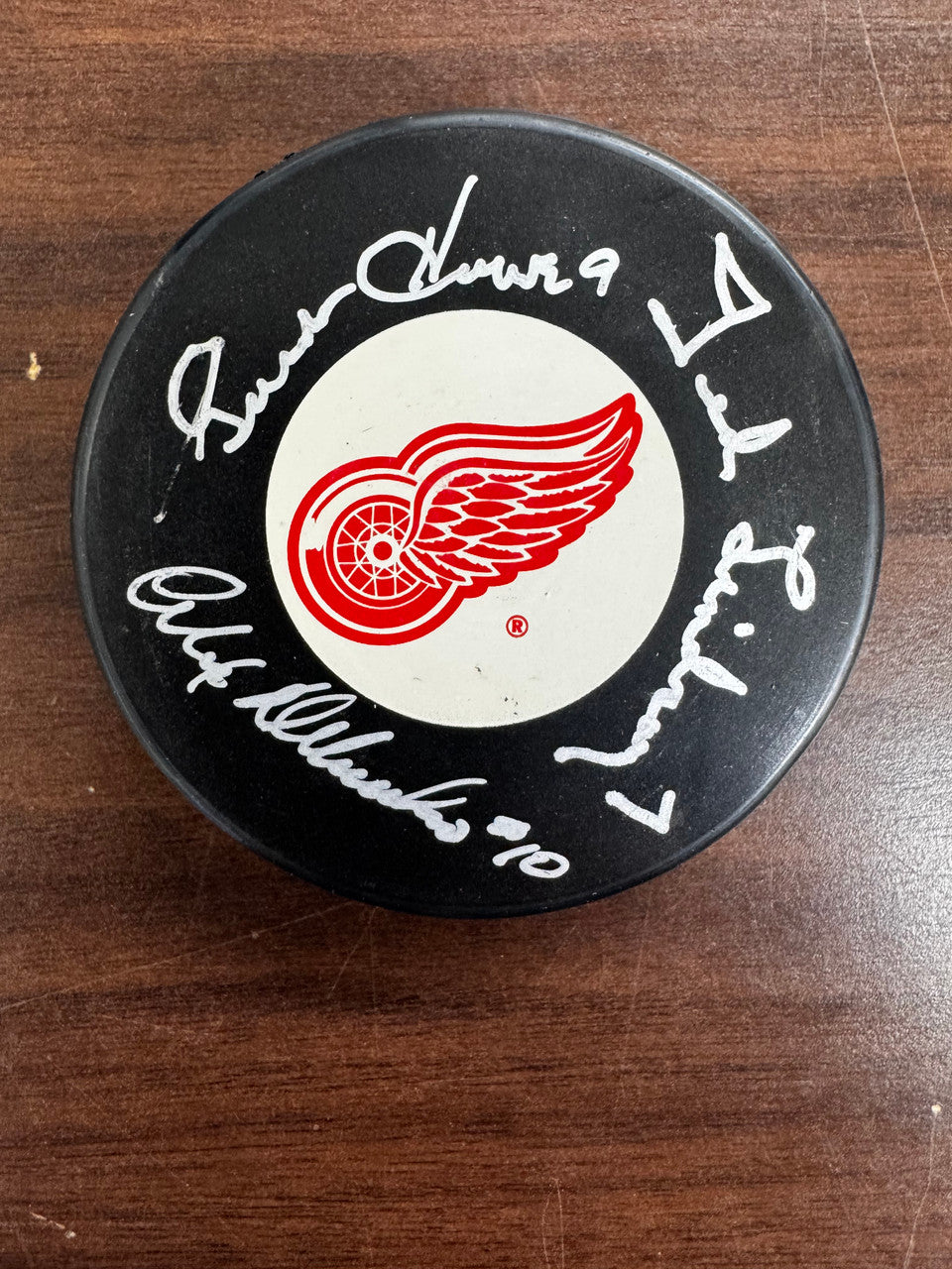 Howe Lindsay DelVecchio Signed Autographed Red Wings Hockey Puck JSA