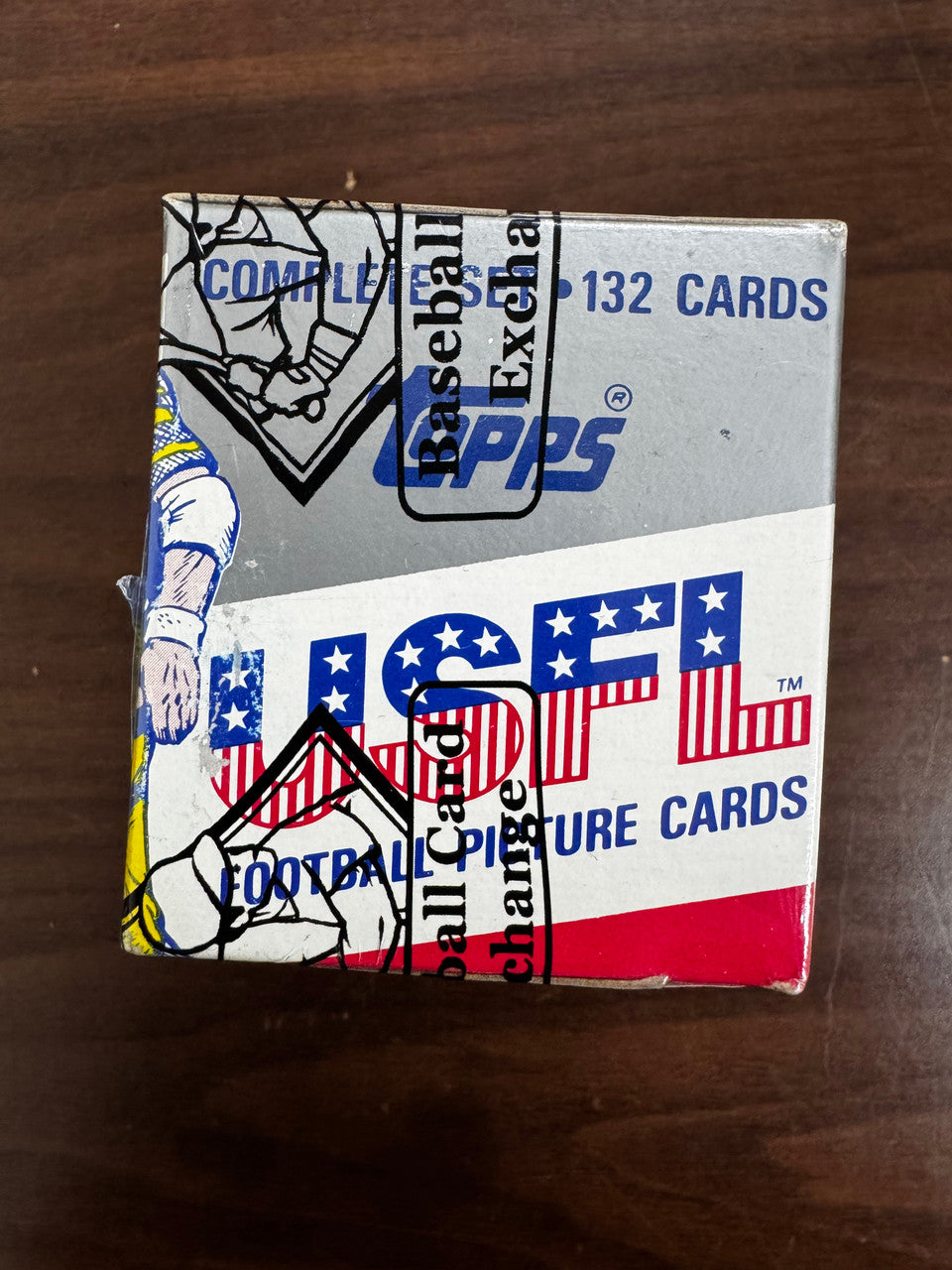 1985 Topps USFL Football Complete Box Set BBCE Wrapped Sealed