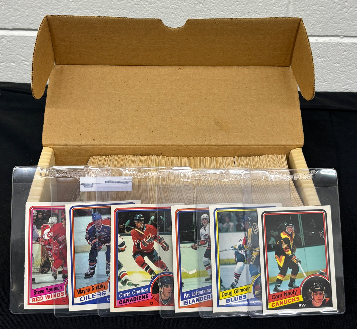 1984-85 O-Pee-Chee Hockey Complete Set (396/396) NM-MT
