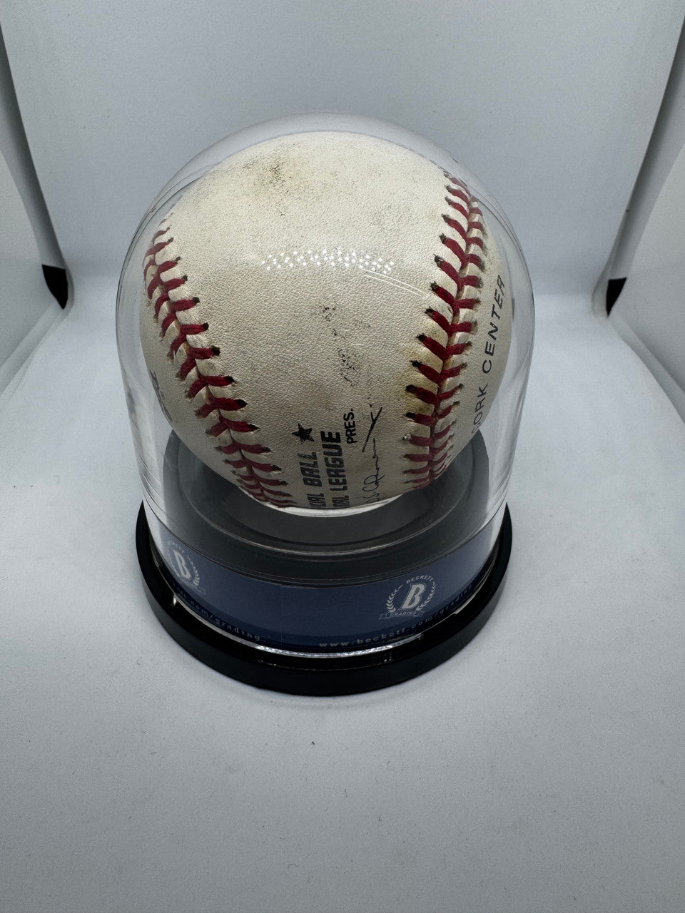 Greg Maddux Signed Autographed Rawlings ONL Baseball BAS Encapsulated