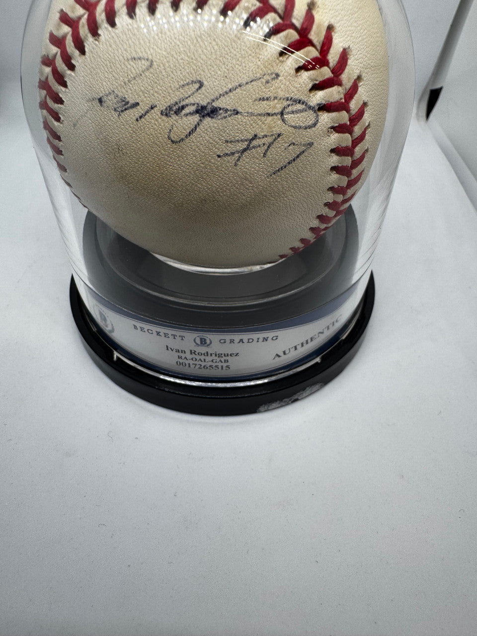 Ivan Rodriguez Signed Autographed Rawlings OAL Baseball BAS Encapsulated