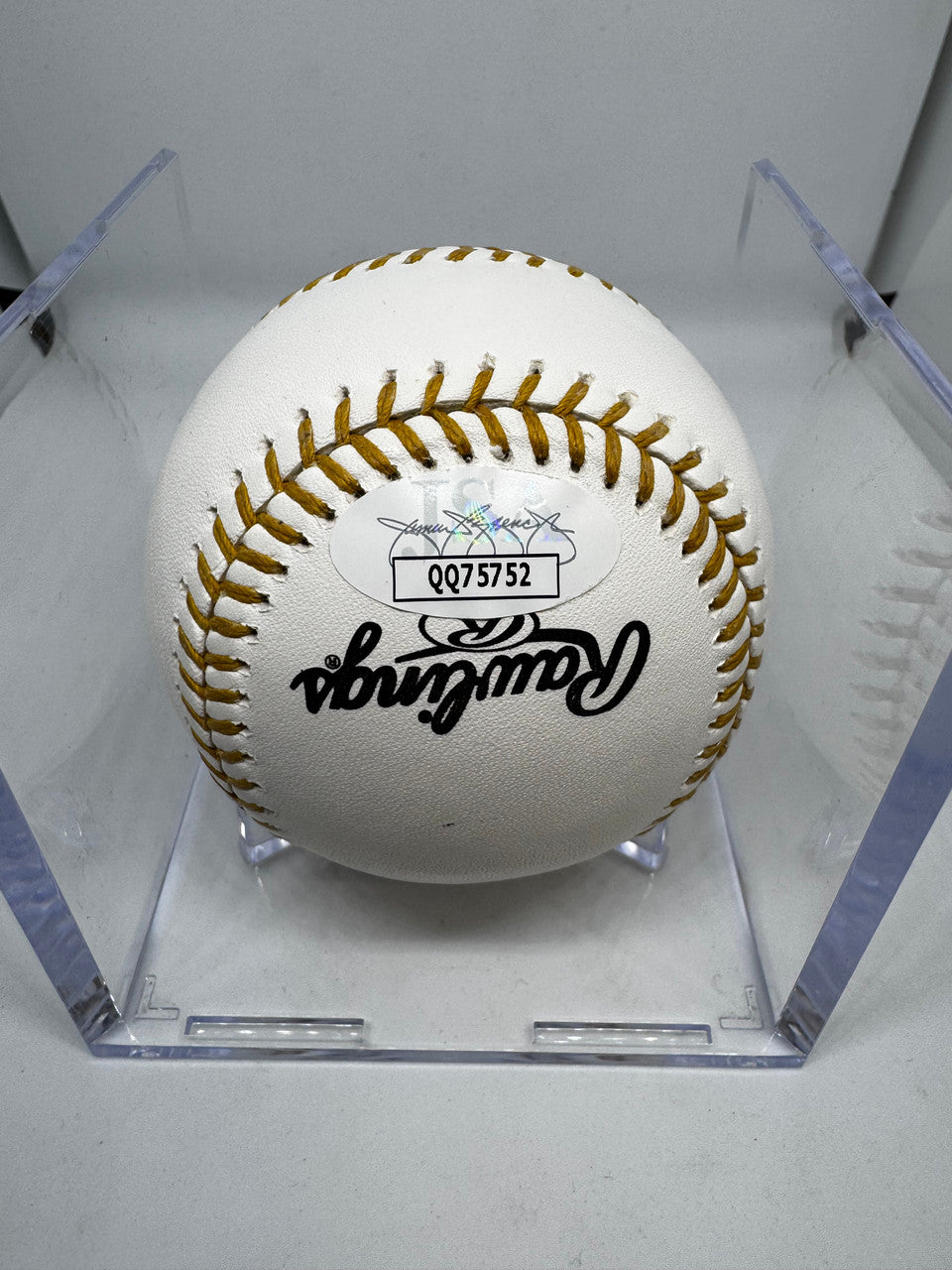 Mike Mussina Signed Autographed Rawlings Official Gold Glove Award Baseball JSA