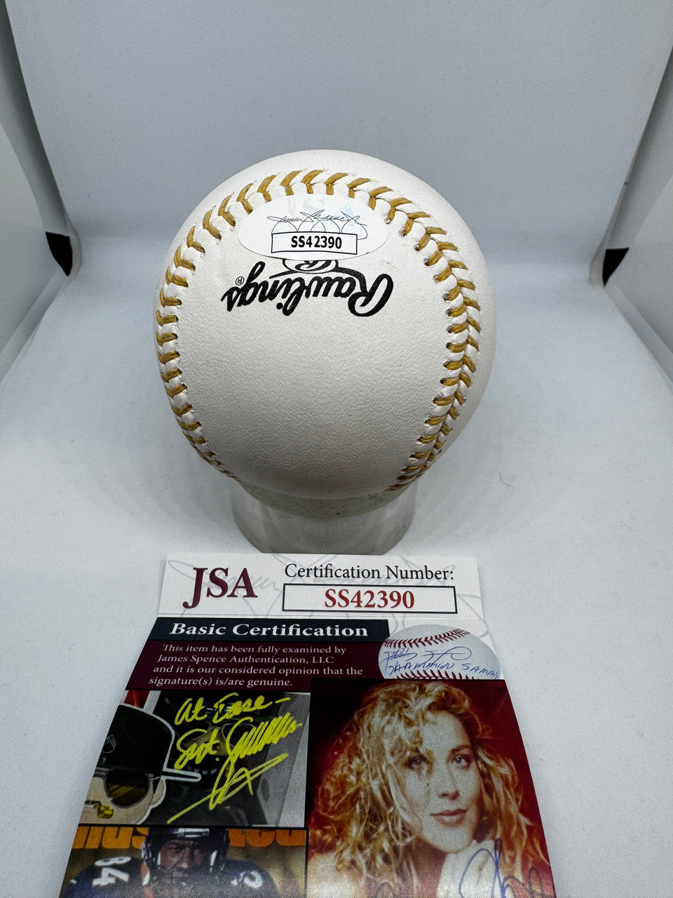 Omar Vizquel Signed Autographed Rawlings Official Gold Glove Award Baseball JSA