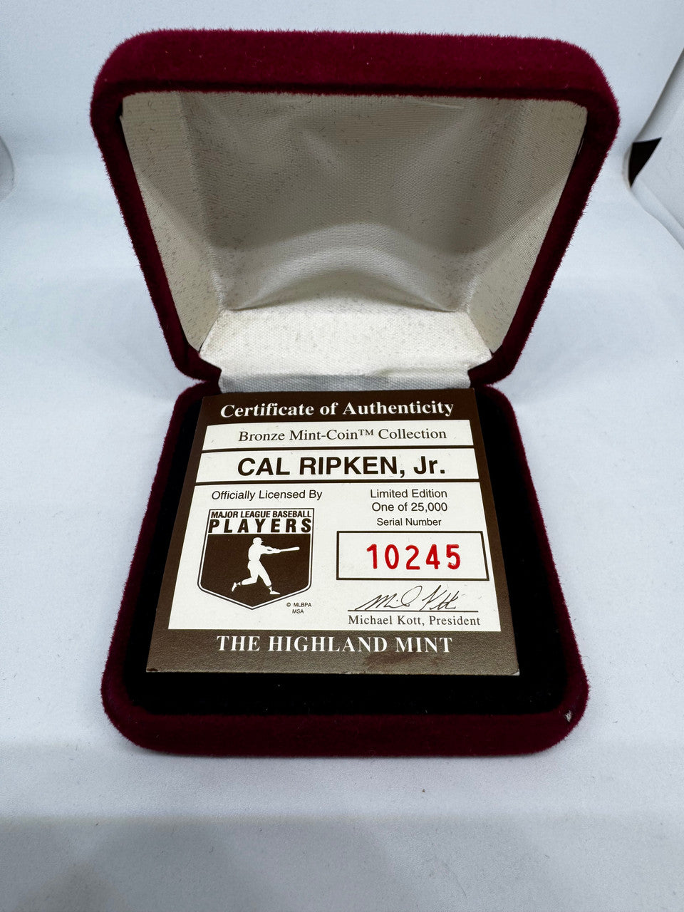 Highland Mint Cal Ripken Jr. Bronze Commemorative Coin In Case #10245