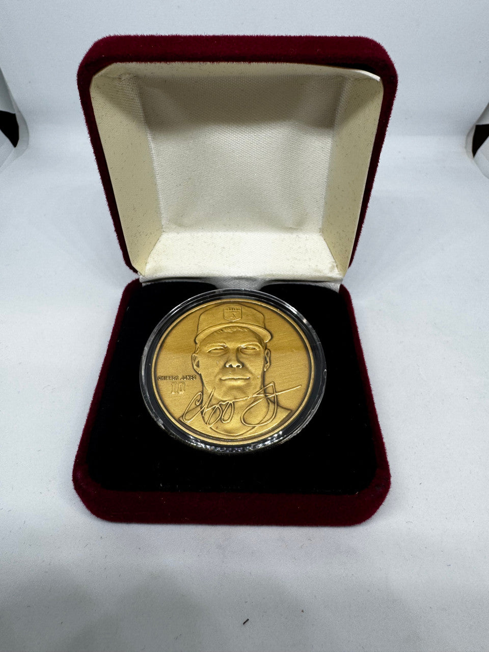 Highland Mint Chipper Jones Bronze Commemorative Coin In Case #02858