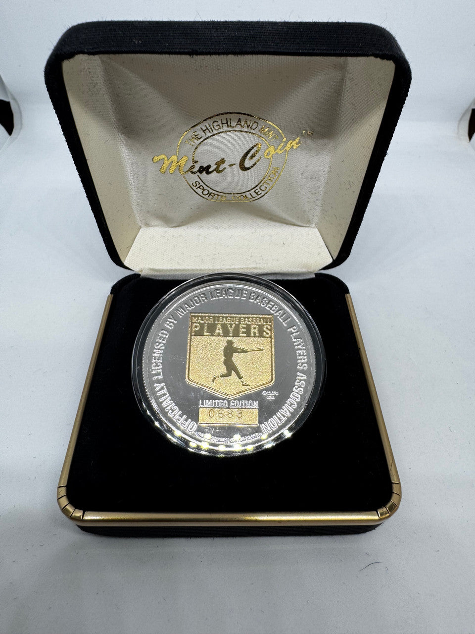 Highland Mint Chipper Jones 1 Troy Ounce .999 Fine Silver Coin In Case #0683