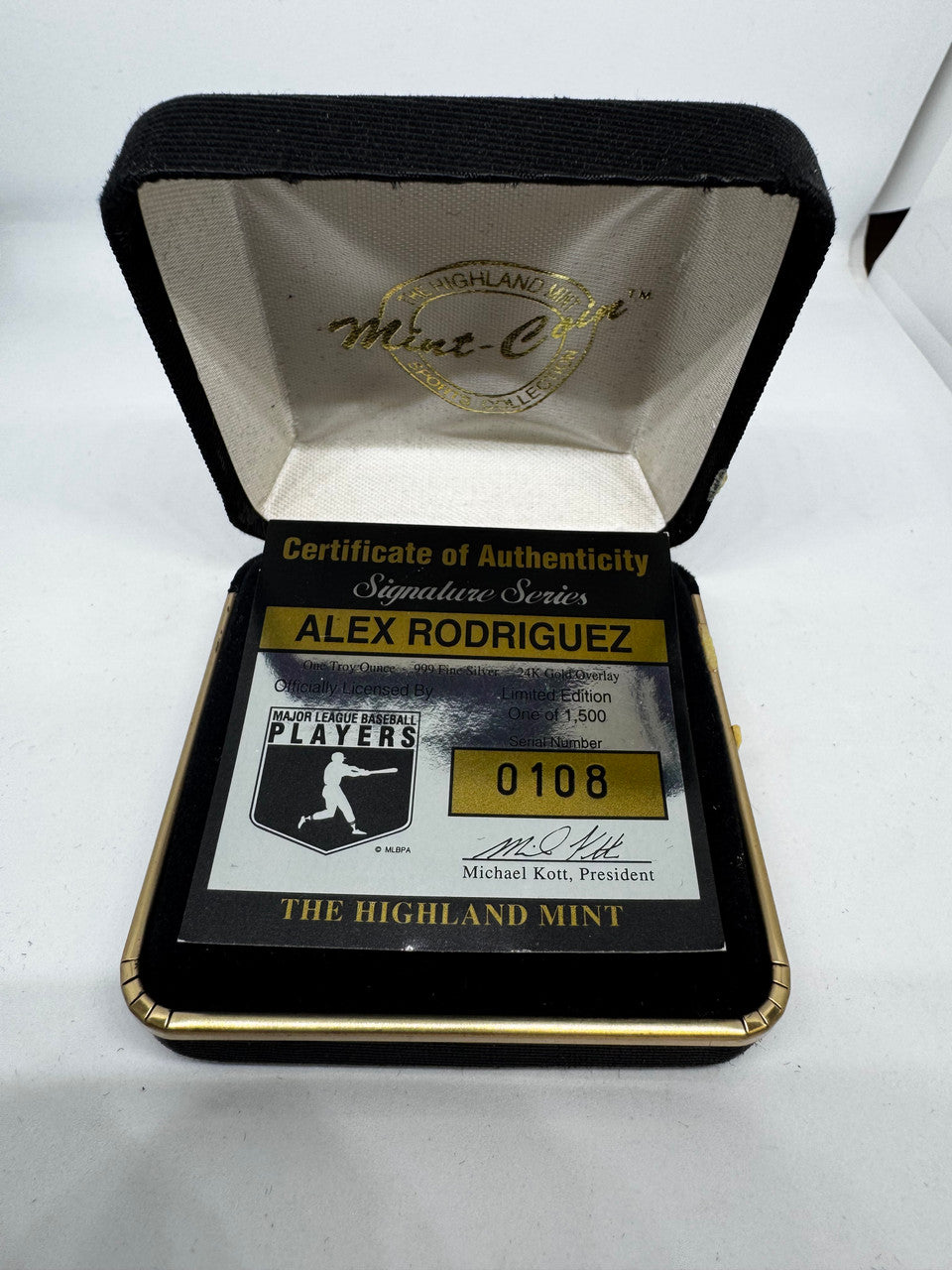 Highland Mint Alex Rodriguez 1 Troy Ounce .999 Fine Silver Coin In Case #0108