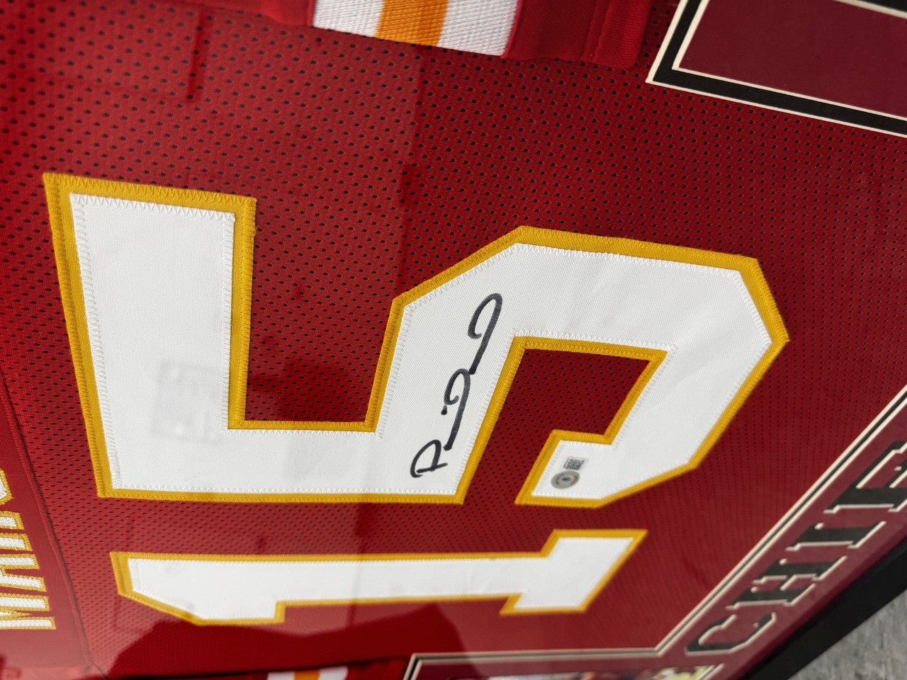 Patrick Mahomes Signed Autographed Jersey Framed (Beckett Auth)