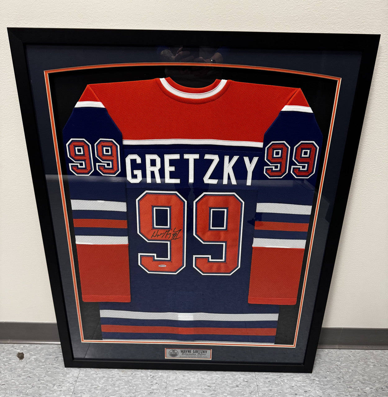 Wayne Gretzky Autographed Oilers Jersey UDA Framed