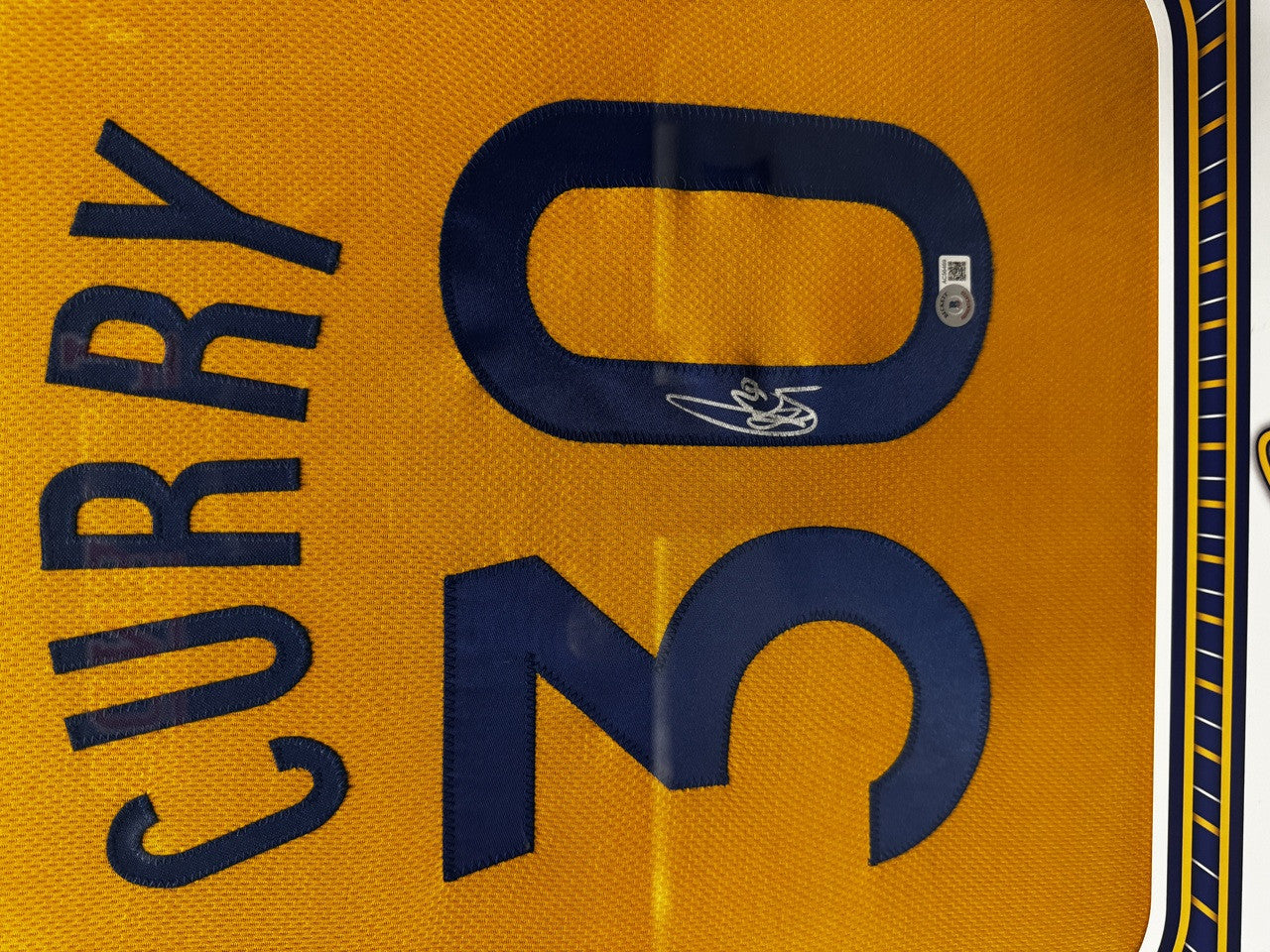 Stephen Curry Signed Autographed Framed Jersey Beckett