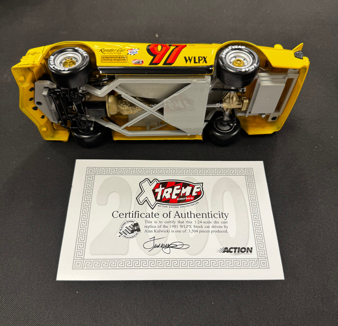 Action Racing Alan Kulwicki #97 1981 WLPX 1981 Chevy Camaro 1:24