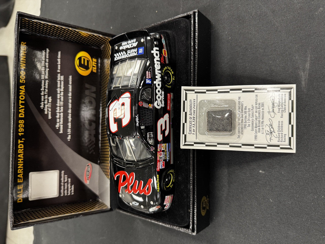 Action Elite Dale Earnhardt #3 1998 Goodwrench Service+ Monte Carlo (Raced) 1:24