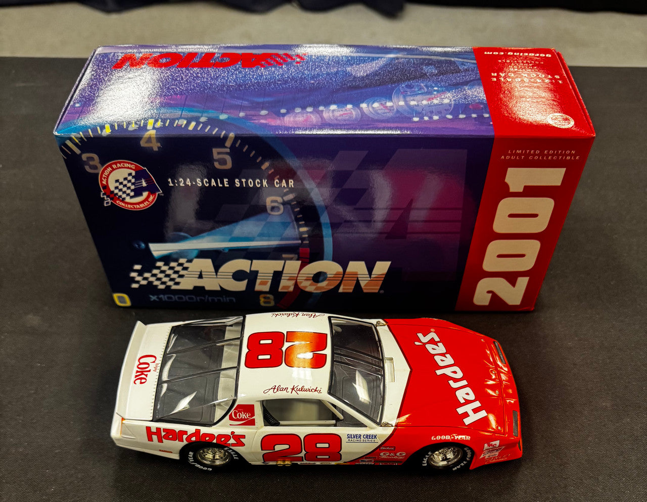 Action Racing Alan Kulwicki #28 1984 Pontiac Firebird Xtreme Series 1:24