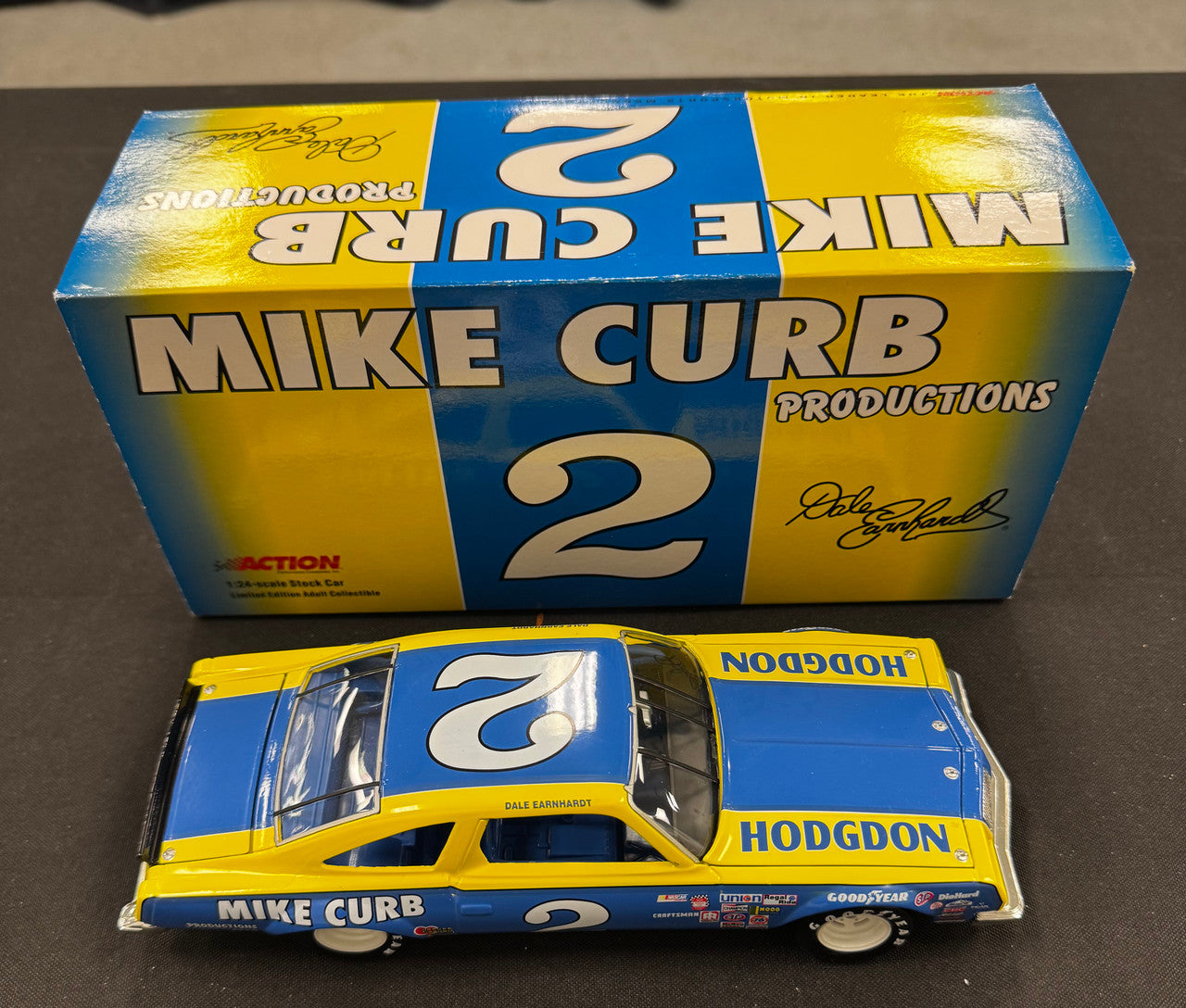 Action Racing Dale Earnhardt #2 1980 Mike Curb Productions Oldsmobile 442 1:24
