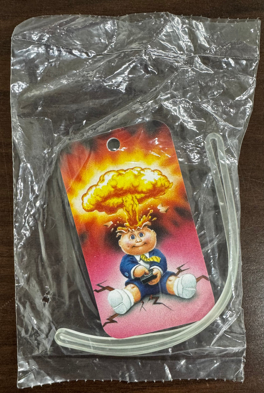 2021 Garbage Pail Kids Go On Vacation Adam Bomb Luggage Tag Factory Seal