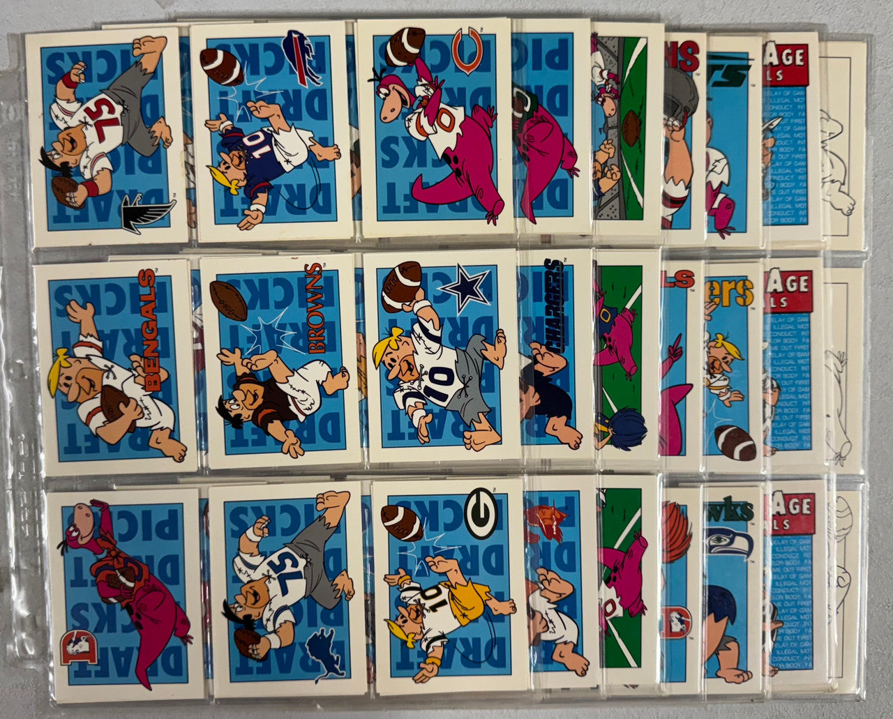 1993 Cardz The Flintstones NFL Complete Card Set (110/110) W/ Holograms