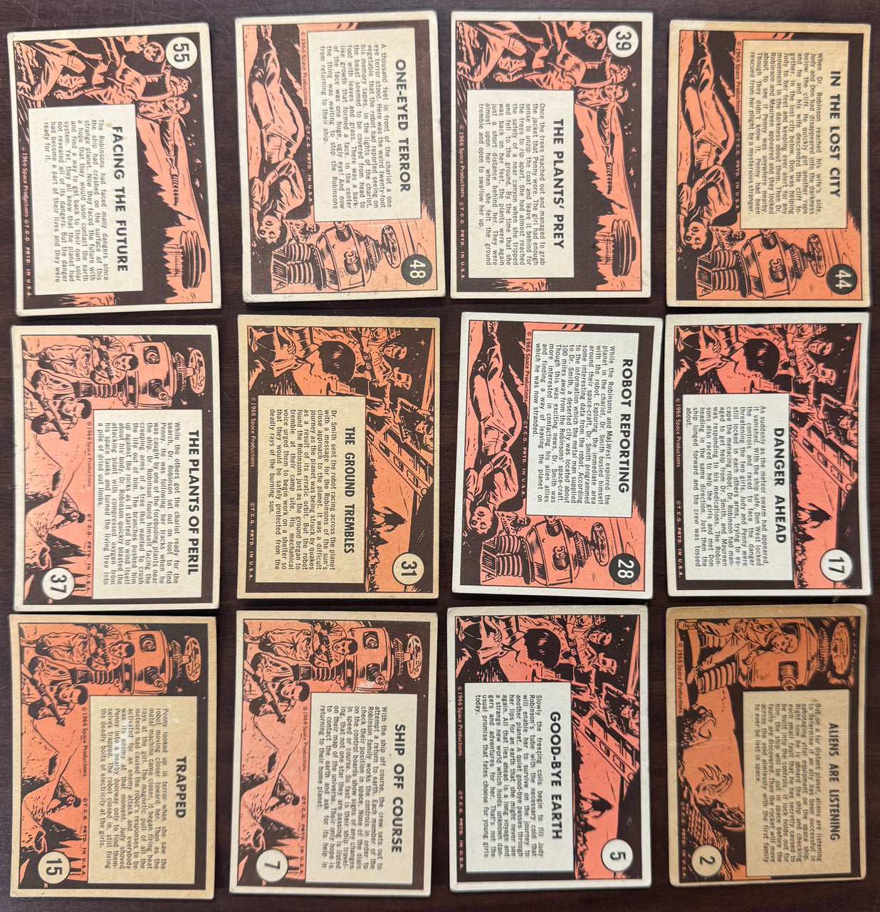1966 Topps Lost in Space Card Lot Fair