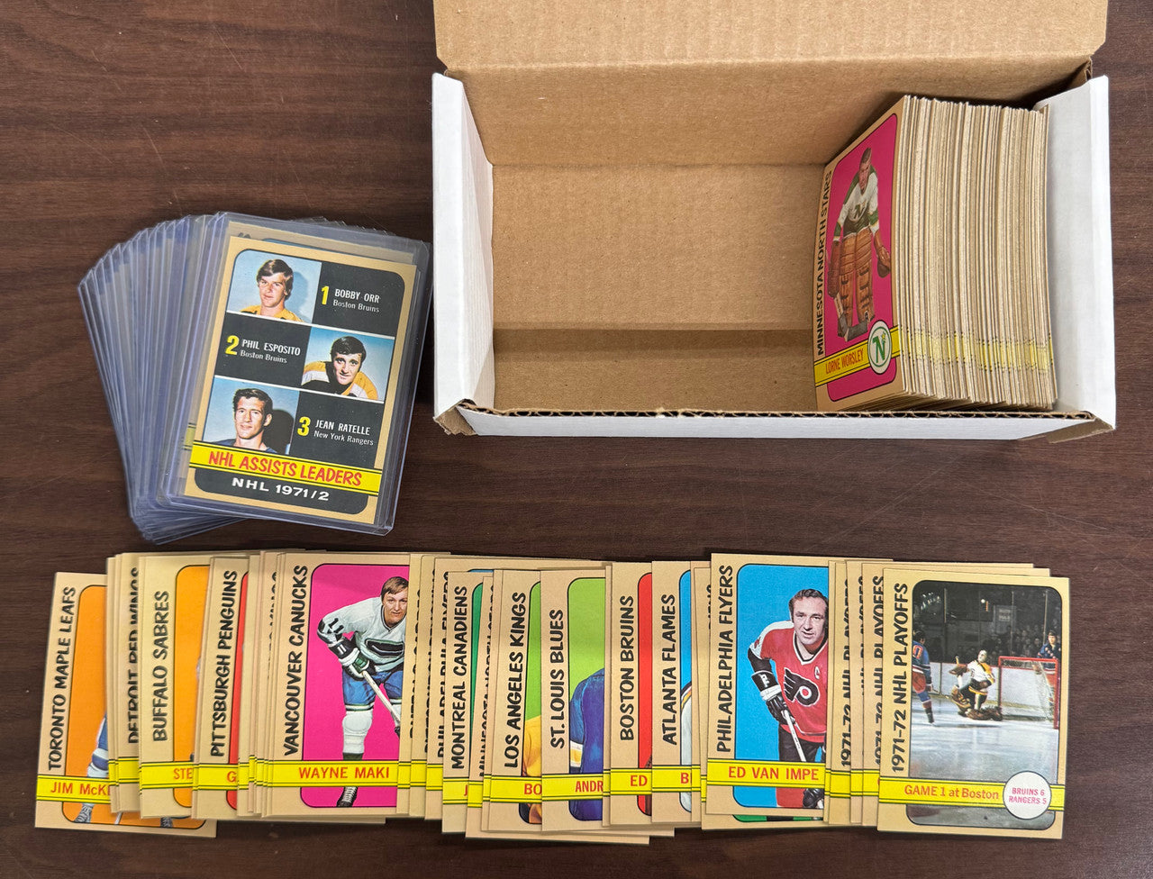 1972/73 Topps Hockey Near Complete Set (151/176) NM-MT