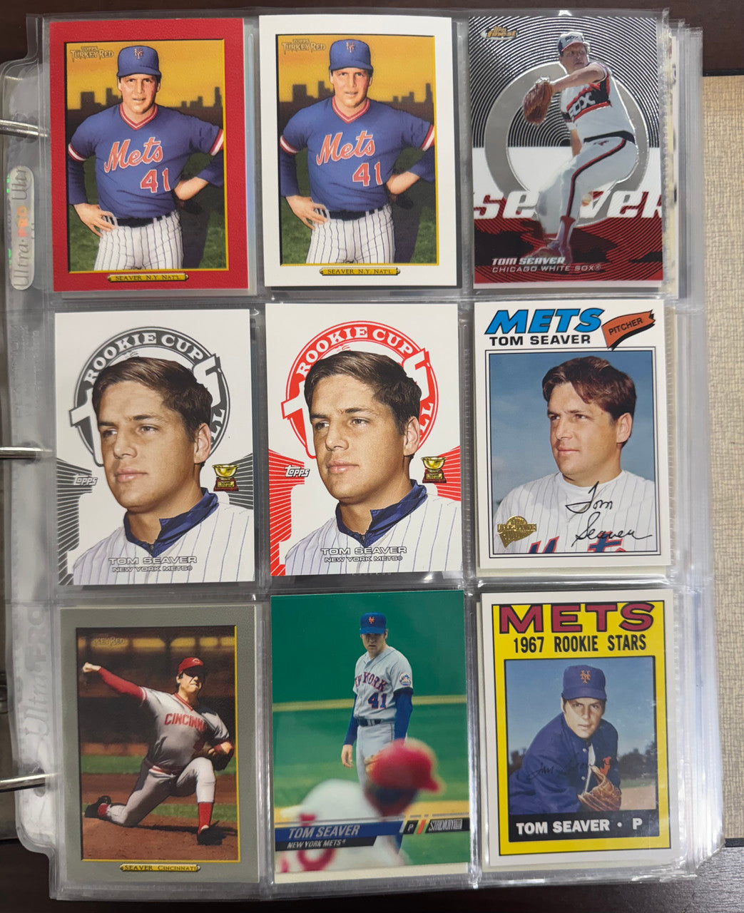 Tom Seaver Topps/Panini/Donruss Binder Lot of 452 Cards