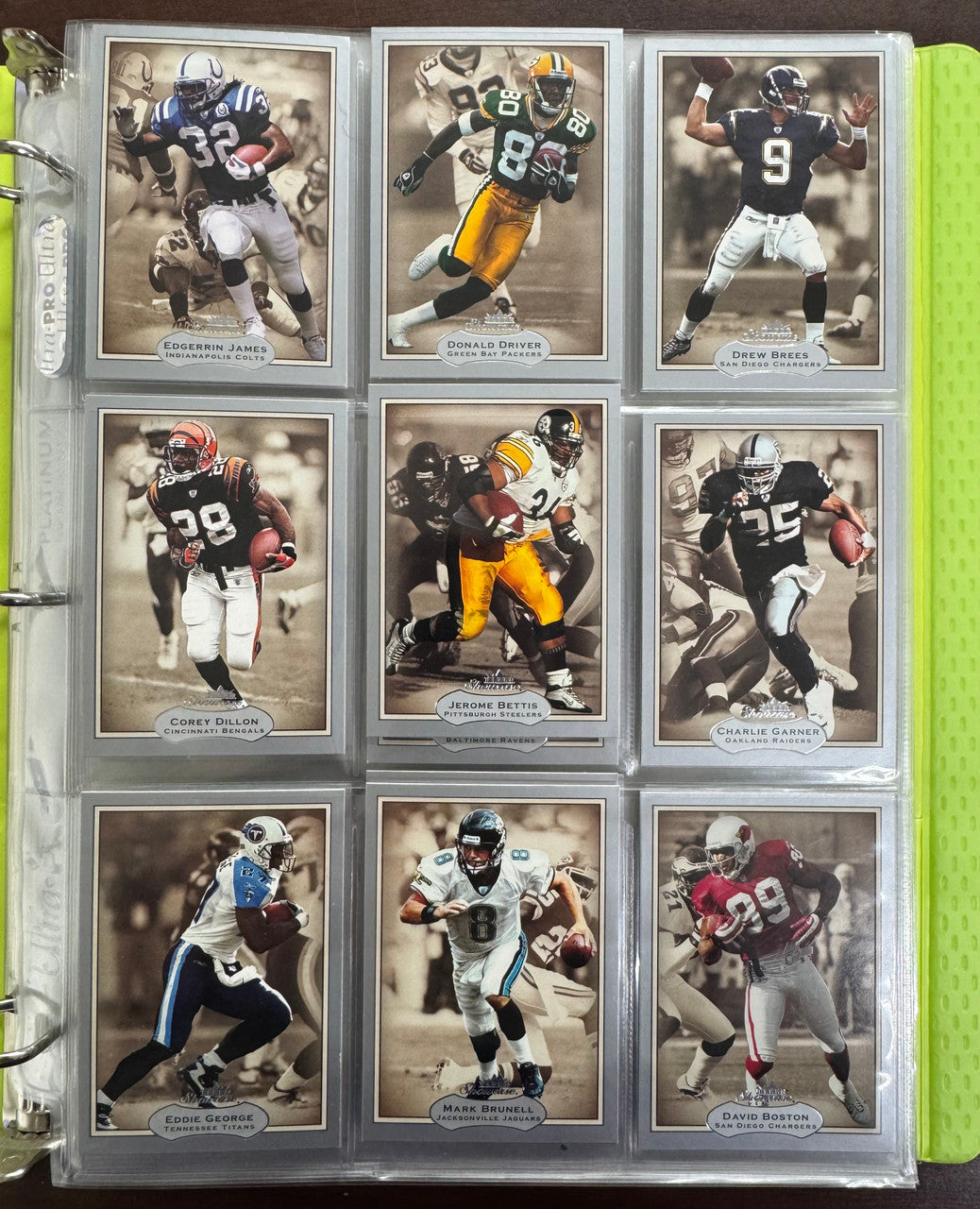 2003 Fleer Showcase Football Complete Base Set (90)