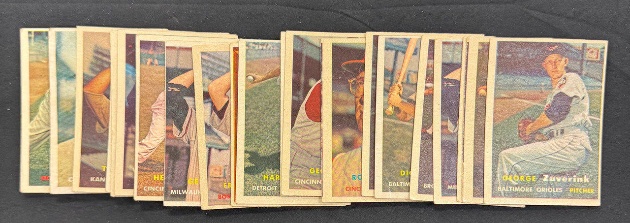 1957 Topps Baseball Lot Of 22 G/VG (Creases)