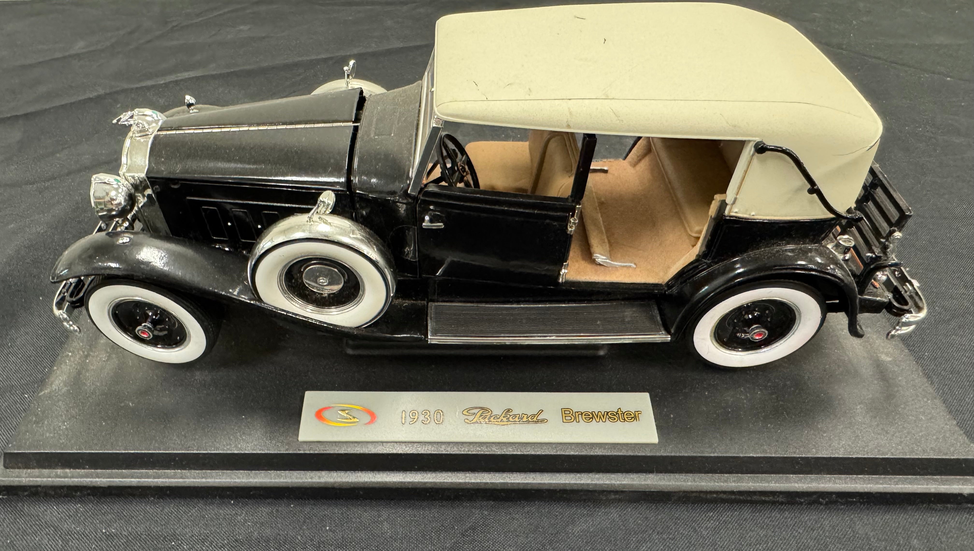 Signature Classic/Vintage 1/18 Diecast Car Lot READ
