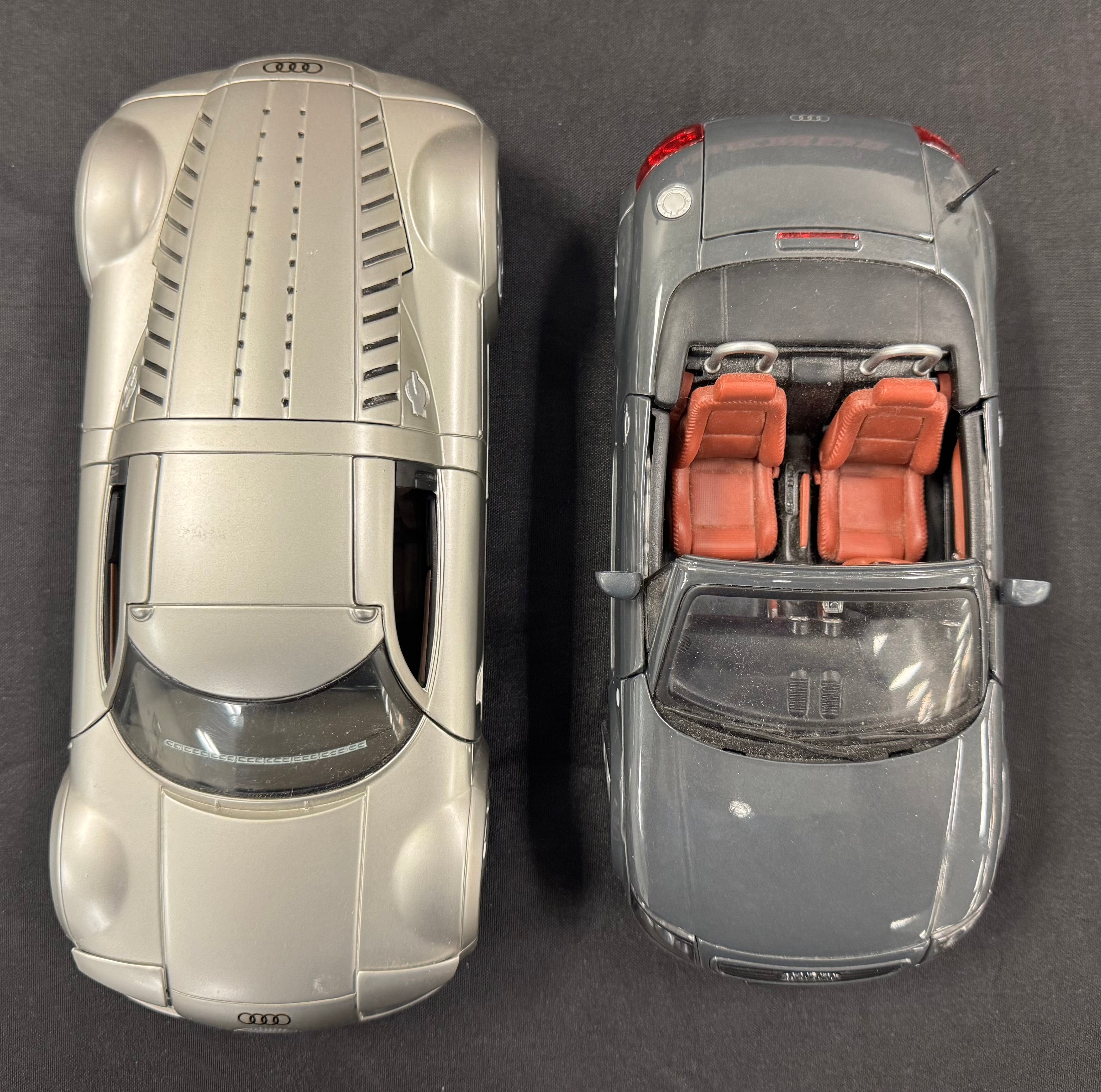 Maisto Audi Sportswagon and Roadster 1/18 Diecast Car Lot
