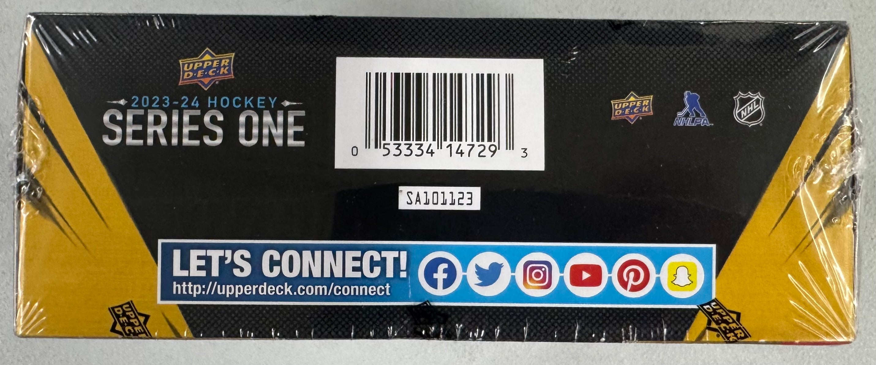 2023/24 Upper Deck Series 1 Hockey Mega Box